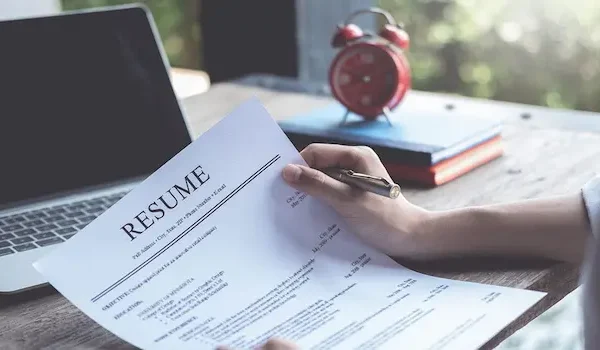 رزومه صحیح نوشته شده 65465410